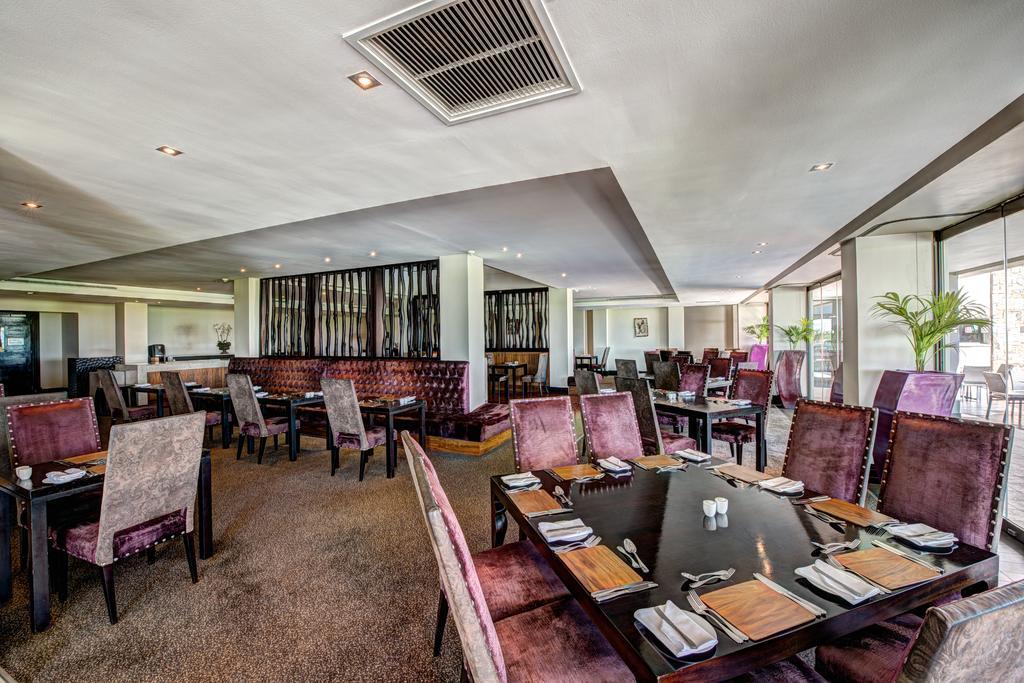 Royal Marang Hotel Phokeng Dış mekan fotoğraf The restaurant